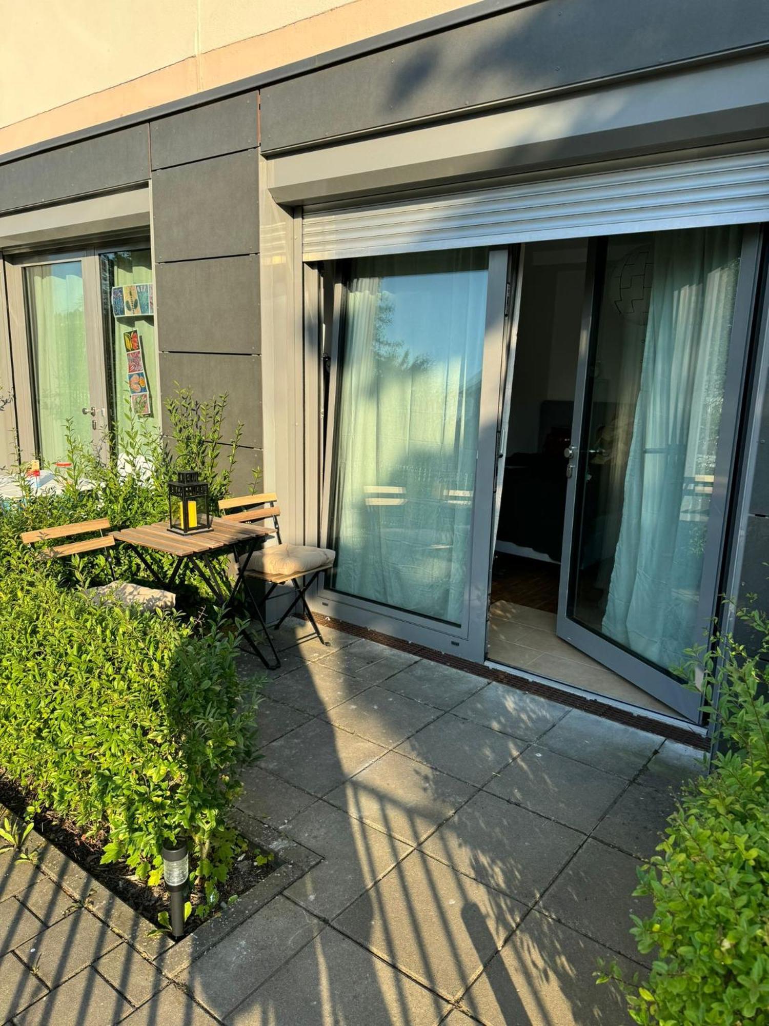 Moderne Ferienwohnung Mit Terrasse فورتسبورغ المظهر الخارجي الصورة